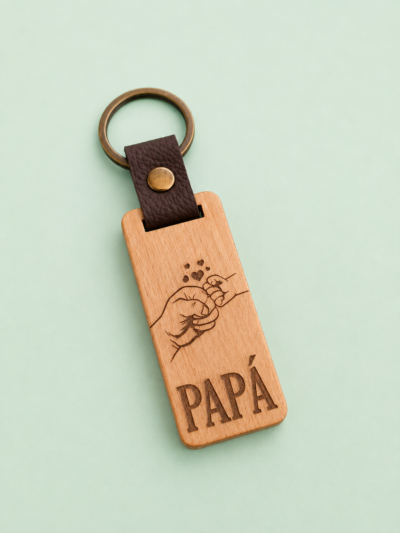 Llavero grabado de madera papá y mamá