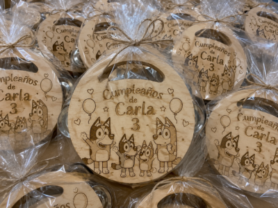Pandereta personalizada detalle artesanal invitados